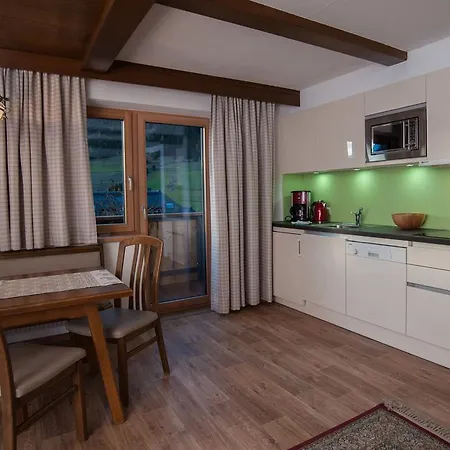 Garni Pra Posta Apartmanhotel 4*