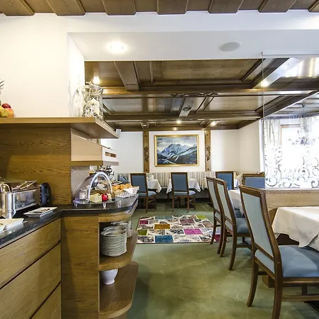 Apartmanhotel Garni Pra Posta 4*